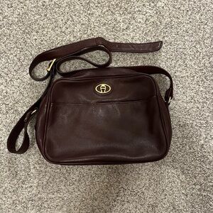 Genuine Etienne Aigner purse. Like new condition.